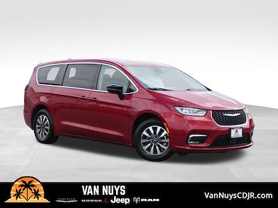 2024 Chrysler Pacifica FWD Minivan for sale #PV27791 - photo 1