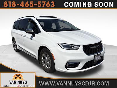 2023 Chrysler Pacifica FWD Minivan for sale #PV27841 - photo 1