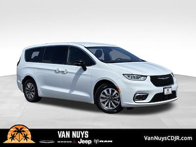 2025 Chrysler Pacifica FWD Minivan for sale #PV27933 - photo 1