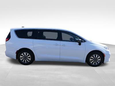 2024 Chrysler Pacifica FWD Minivan for sale #PV28058 - photo 2