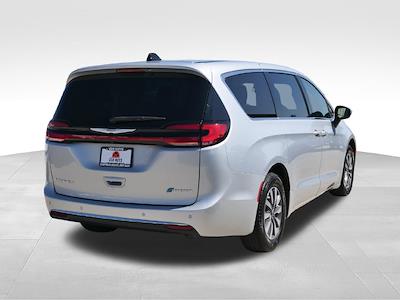 2023 Chrysler Pacifica FWD Minivan for sale #PV28134 - photo 2