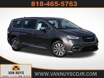 2023 Chrysler Pacifica FWD Minivan for sale #TV25712 - photo 1