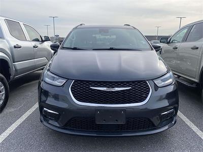 Used 2021 Chrysler Pacifica - photo 1