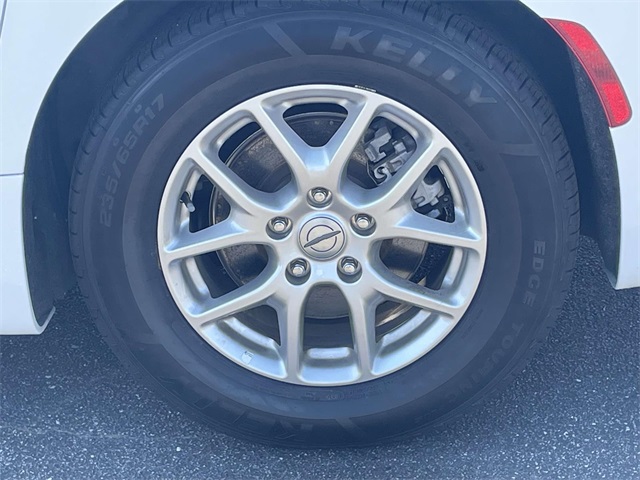 Used 2024 Chrysler Pacifica - photo 9