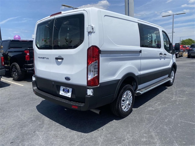 Used 2025 Ford Transit 250 - photo 9