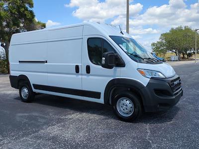 Used 2023 Ram ProMaster 2500 - photo 2