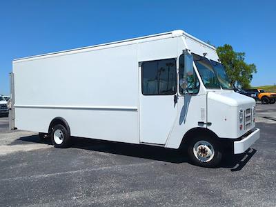 Used 2019 Ford E-450 - photo 1