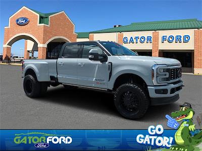 New 2025 Ford F-350 Lariat Crew Cab 4WD DRW Pickup for sale #ED01683 - photo 1