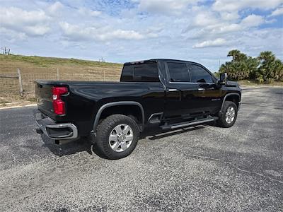 Used 2021 Chevrolet Silverado 2500 LTZ Crew Cab for sale #KE97743B - photo 2