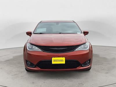 2018 Chrysler Pacifica FWD Minivan for sale #JXE7218 - photo 2