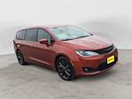 2018 Chrysler Pacifica FWD Minivan for sale #JXE7218 - photo 3