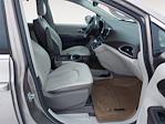 2017 Chrysler Pacifica FWD Minivan for sale #JXJ2077 - photo 15