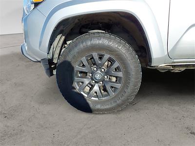 Used 2021 Toyota Tacoma - photo 1