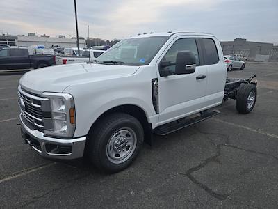 New 2026 Ford F-350 Super Cab Cab Chassis for sale #L26149 - photo 1