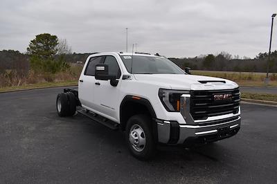New 2026 GMC Sierra 3500 Crew Cab 60 CA Cab Chassis for sale #G26225 - photo 1