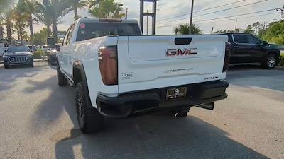 2024 GMC Sierra 2500 Crew Cab 4WD Pickup for sale #4350754A - photo 2