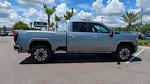 New 2025 GMC Sierra 2500 Denali Ultimate Crew Cab 4WD Pickup for sale #4350978 - photo 9