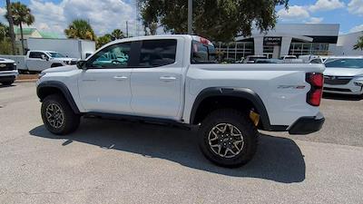 2024 Chevrolet Colorado Crew Cab 4WD Pickup for sale #4151039A - photo 2