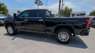 2022 Chevrolet Silverado 2500 Crew Cab 4WD Pickup for sale #4350744A - photo 2