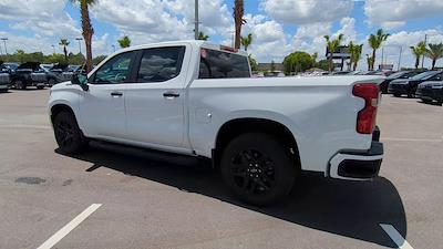 New 2025 Chevrolet Silverado 1500 Custom Crew Cab Pickup for sale #C402271 - photo 2