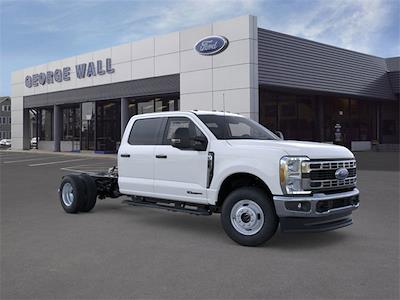 New 2025 Ford F-350 - photo 1
