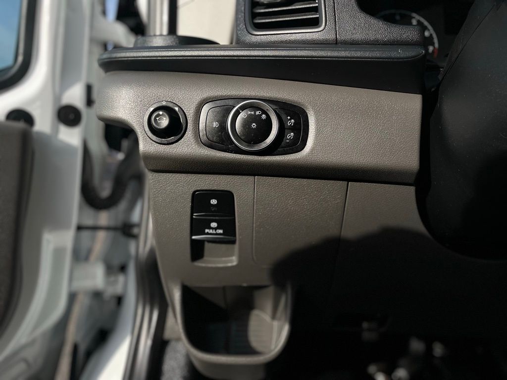 Used 2023 Ford Transit 250 - photo 14