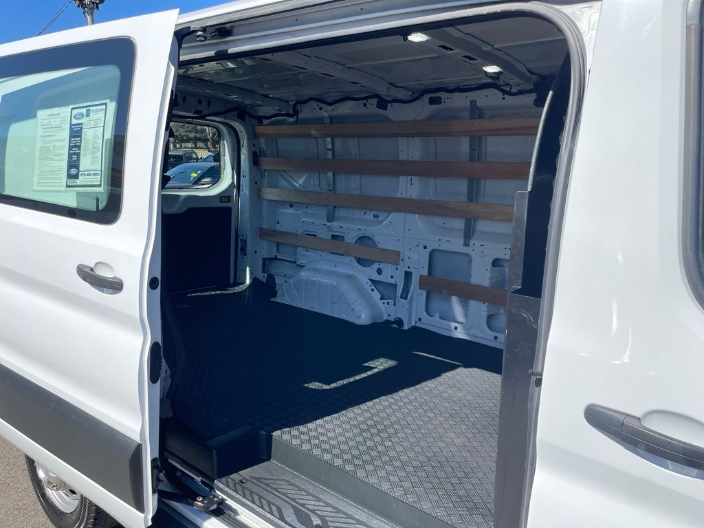 Used 2023 Ford Transit 250 - photo 15