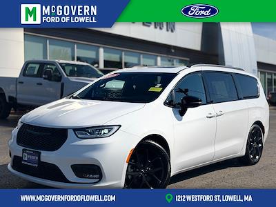 2025 Chrysler Pacifica FWD Minivan for sale #MH3722X - photo 1