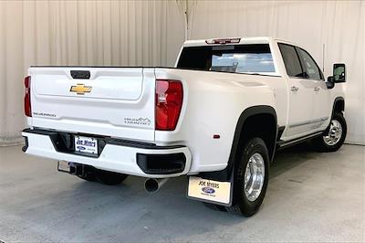 Used 2024 Chevrolet Silverado 3500 High Country Crew Cab 4x4 Pickup for sale #PRF108960 - photo 2