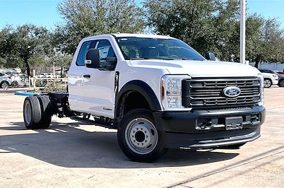 New 2026 Ford F-450 Super Cab Cab Chassis for sale #TEC92015 - photo 1