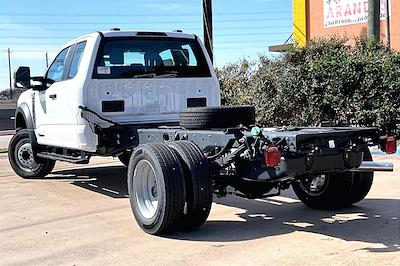 New 2026 Ford F-450 Super Cab Cab Chassis for sale #TEC92015 - photo 2