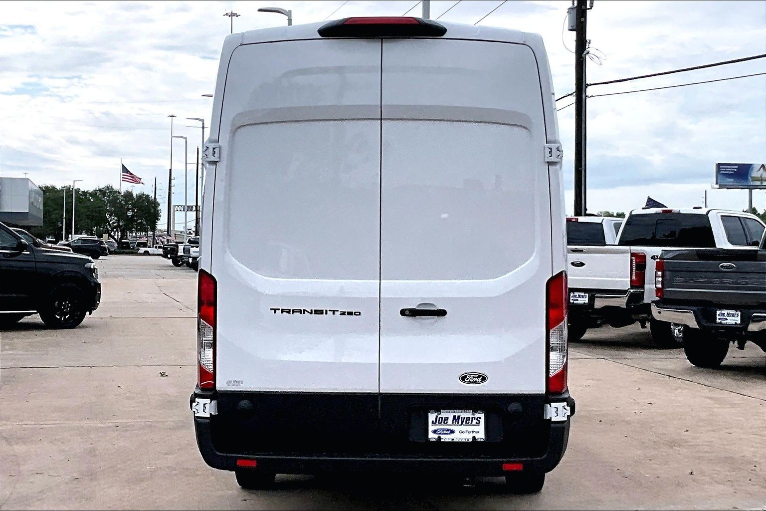 New 2026 Ford Transit 250 - photo 5