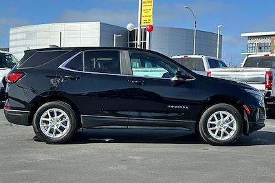 Used 2022 Chevrolet Equinox - photo 1