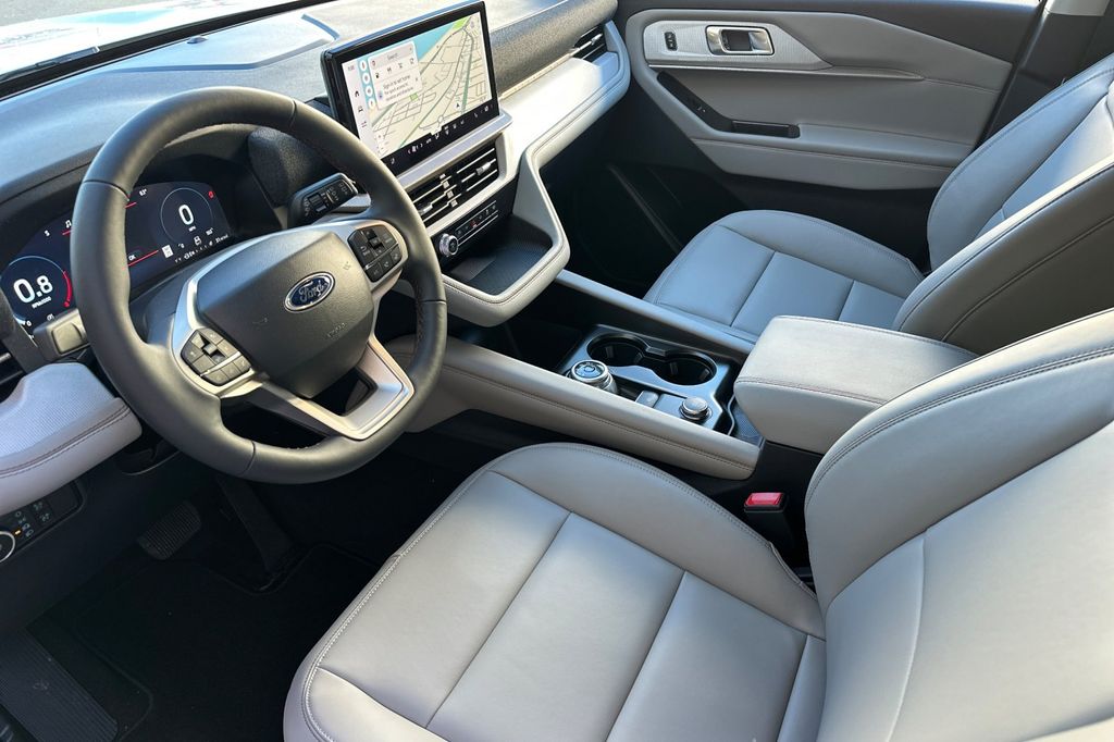 New 2026 Ford Explorer - photo 9