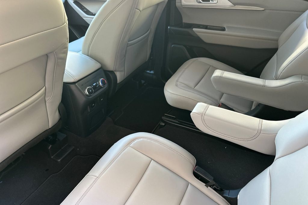 New 2026 Ford Explorer - photo 11