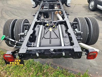 New 2026 Ford F-550 Super Cab Cab Chassis for sale #CV112231 - photo 2