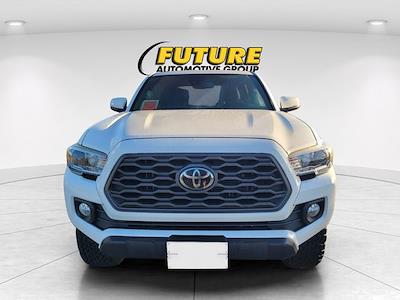 Used 2020 Toyota Tacoma - photo 1