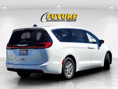 2024 Chrysler Pacifica FWD Minivan for sale #P100874 - photo 2
