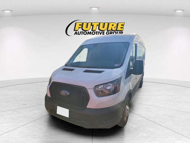 Used 2023 Ford Transit 250 - photo 2