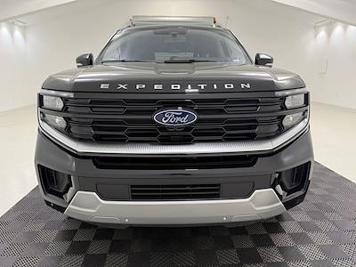 Used 2025 Ford Expedition - photo 1