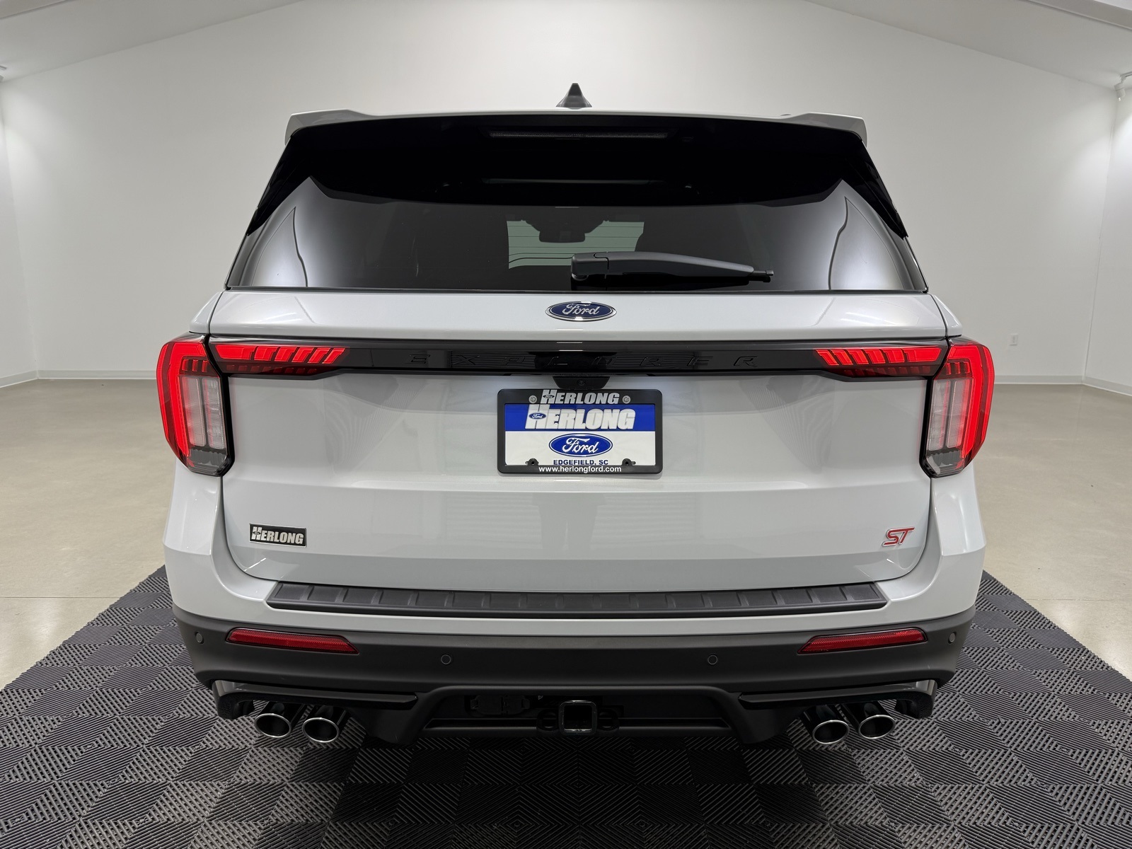 New 2026 Ford Explorer - photo 5