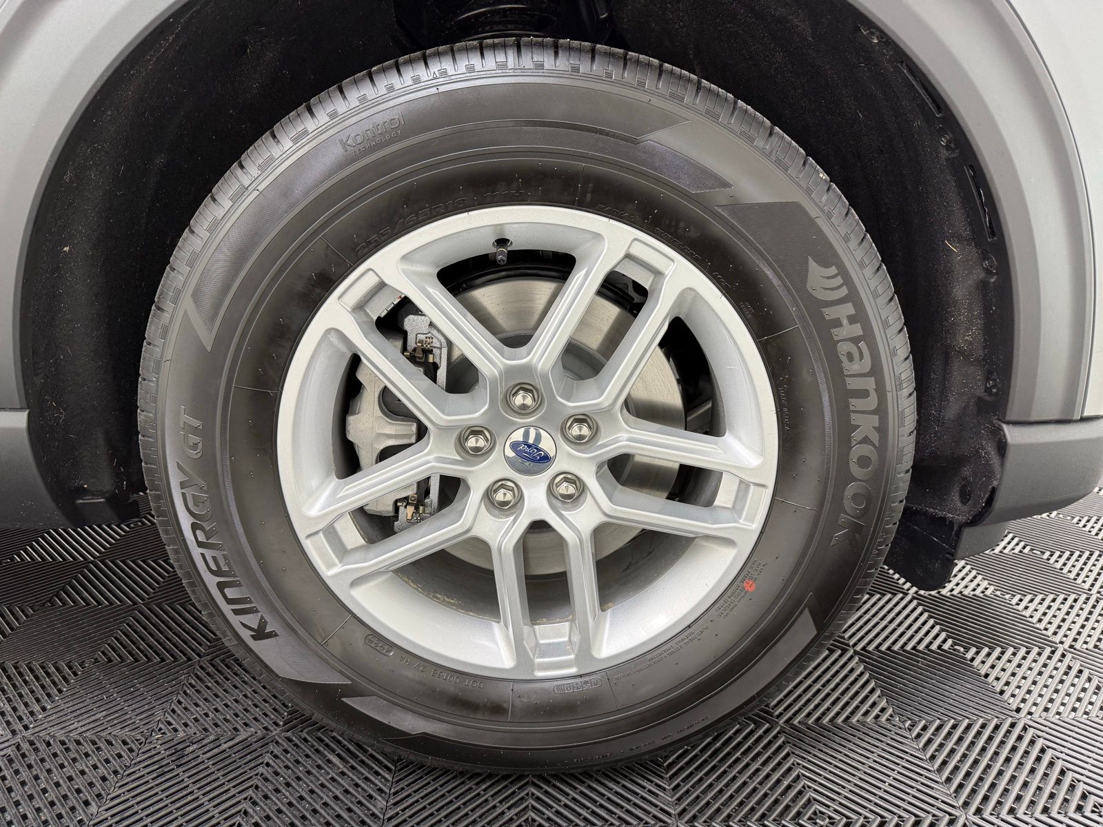 New 2026 Ford Explorer - photo 31