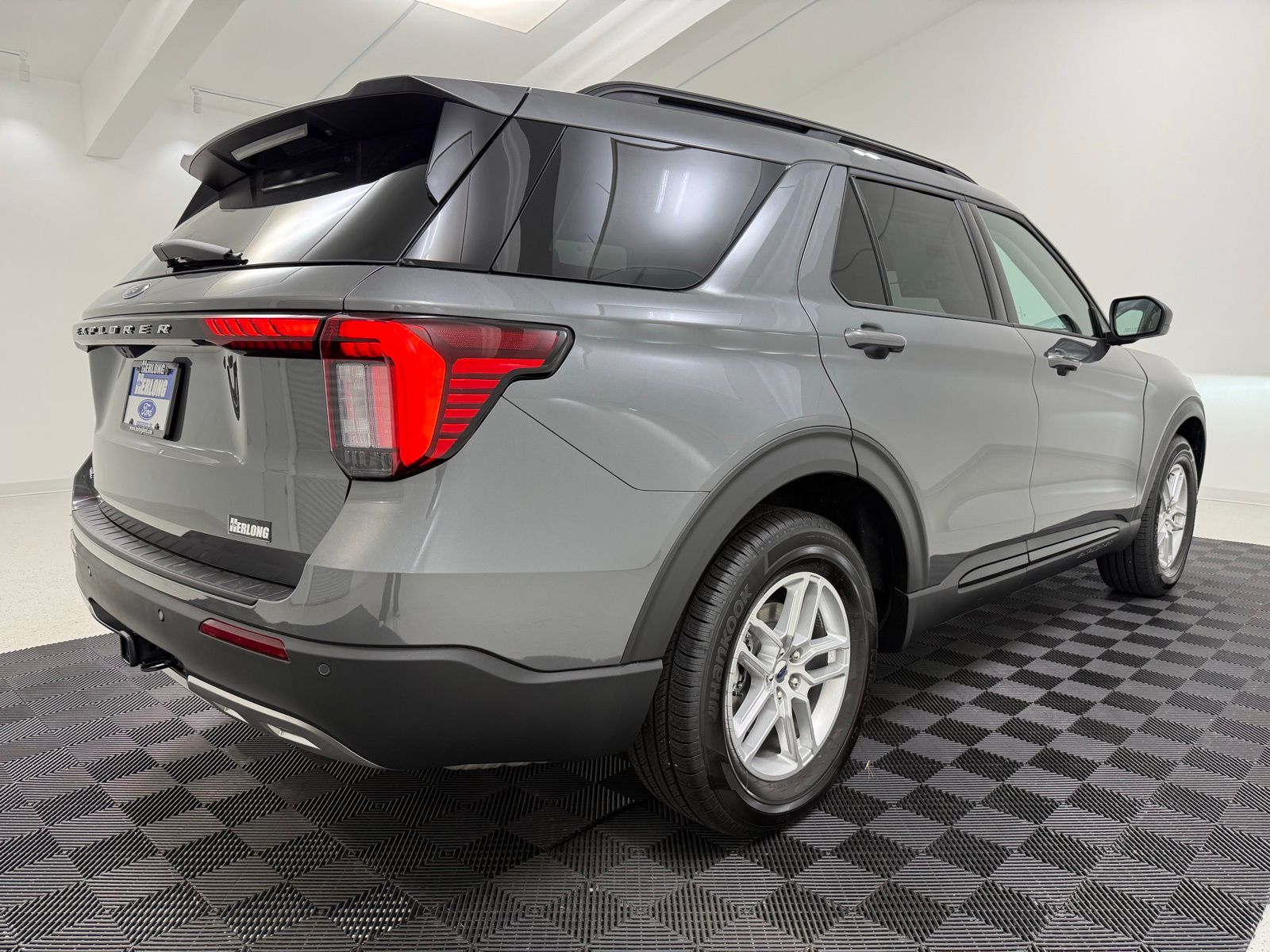 New 2026 Ford Explorer - photo 9