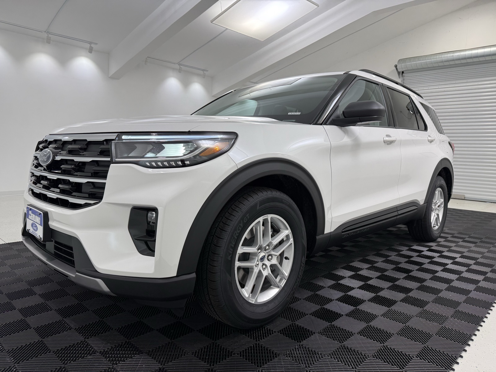 New 2026 Ford Explorer - photo 5