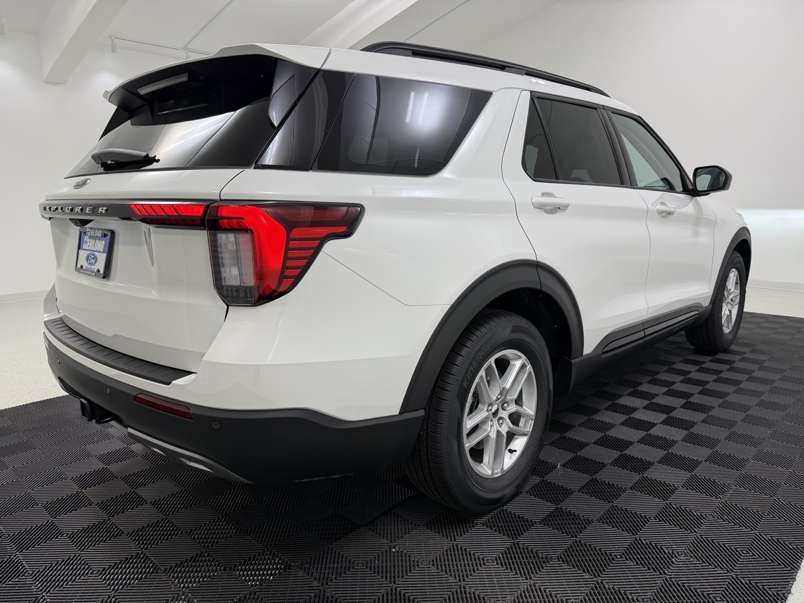 New 2026 Ford Explorer - photo 9