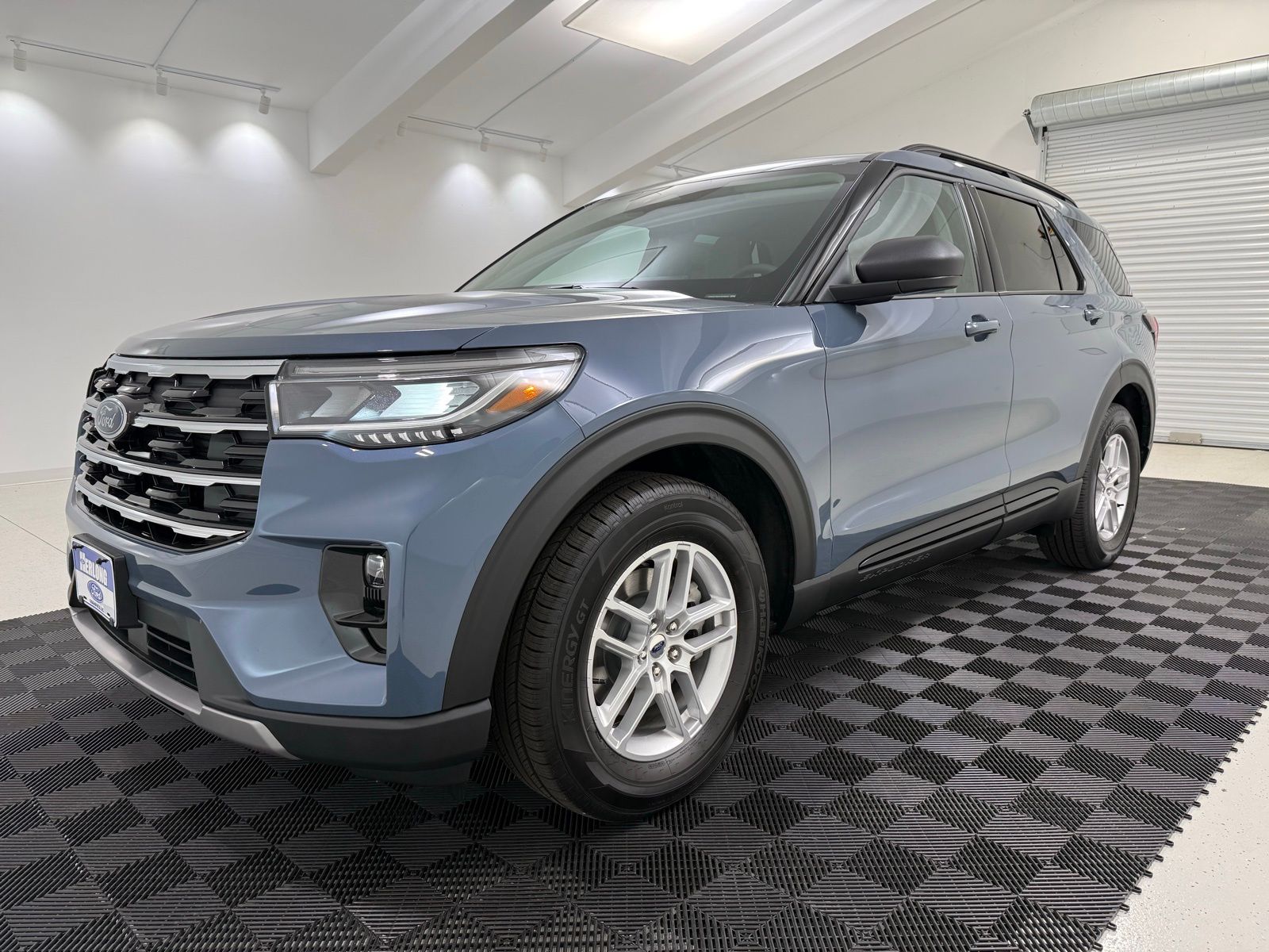 New 2026 Ford Explorer - photo 6