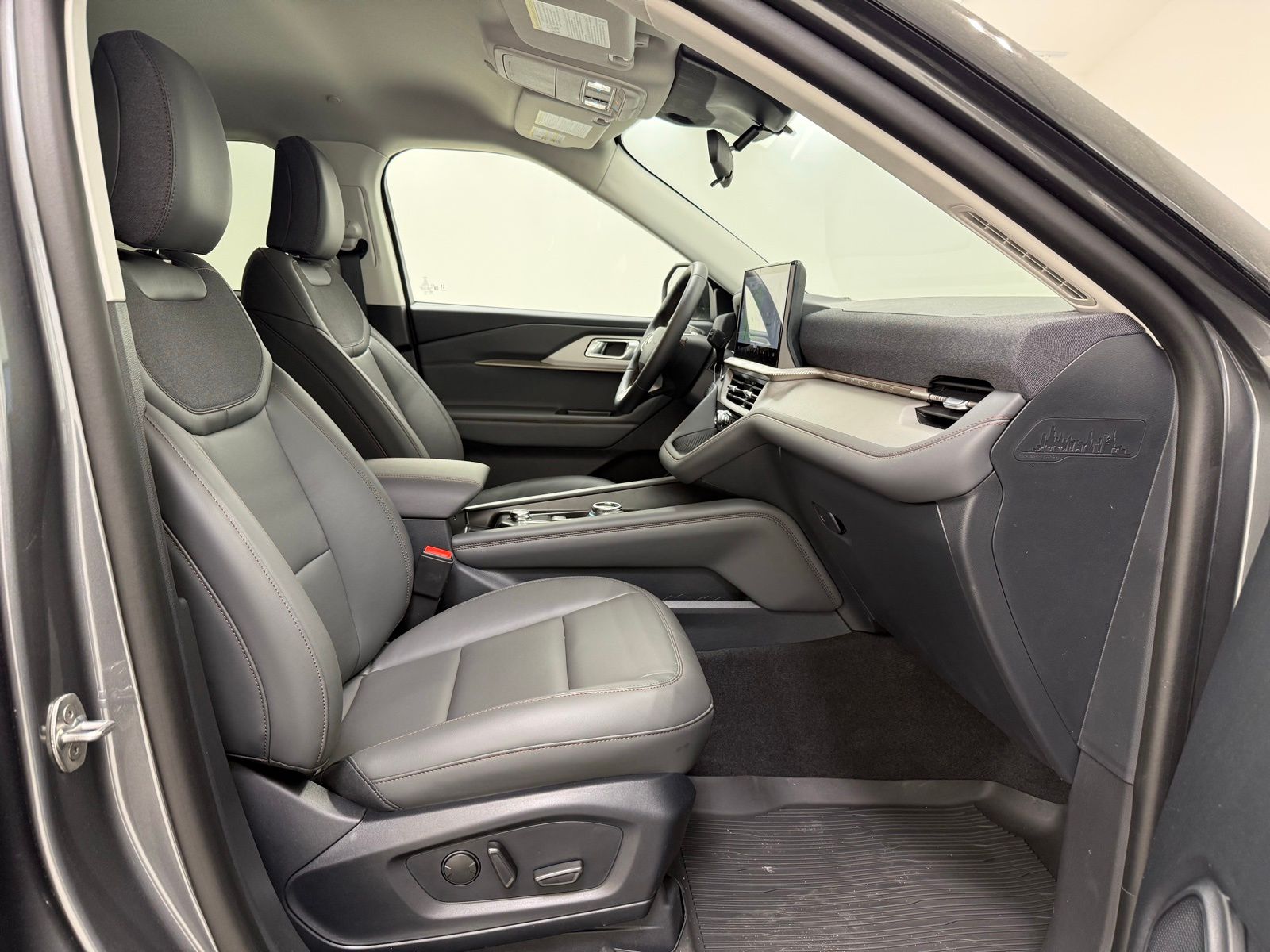 New 2026 Ford Explorer - photo 27