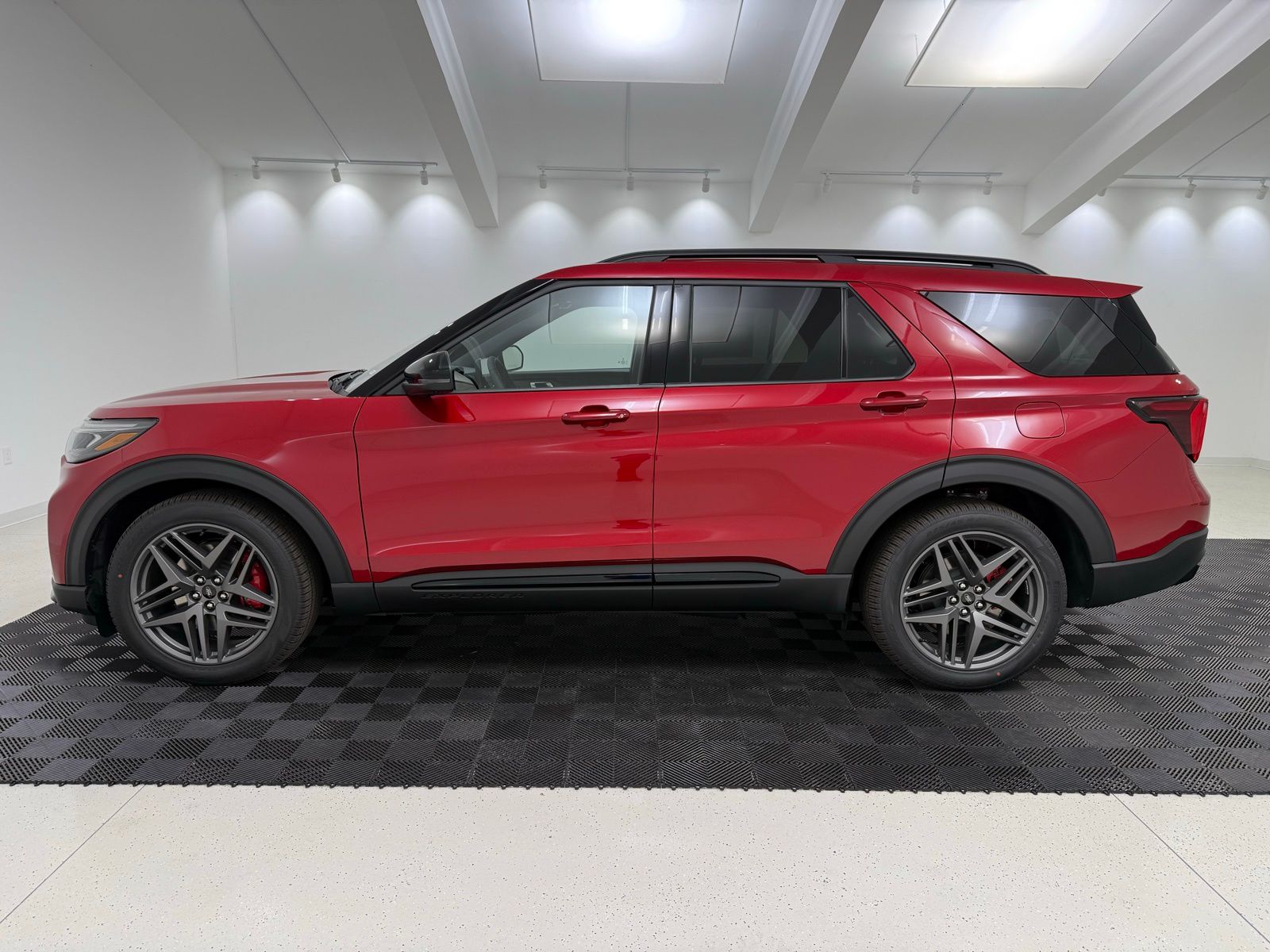 New 2026 Ford Explorer - photo 7