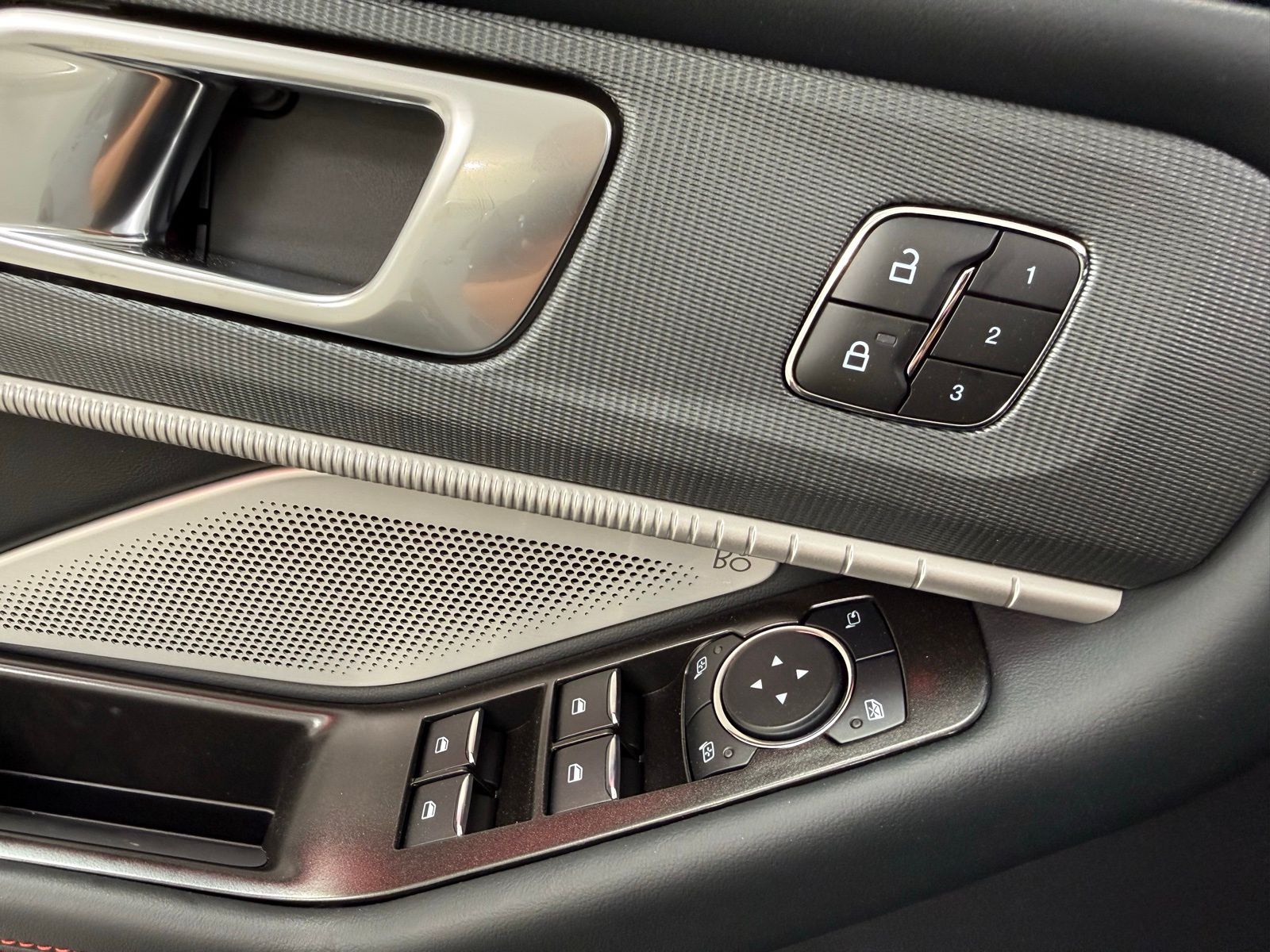 New 2026 Ford Explorer - photo 14