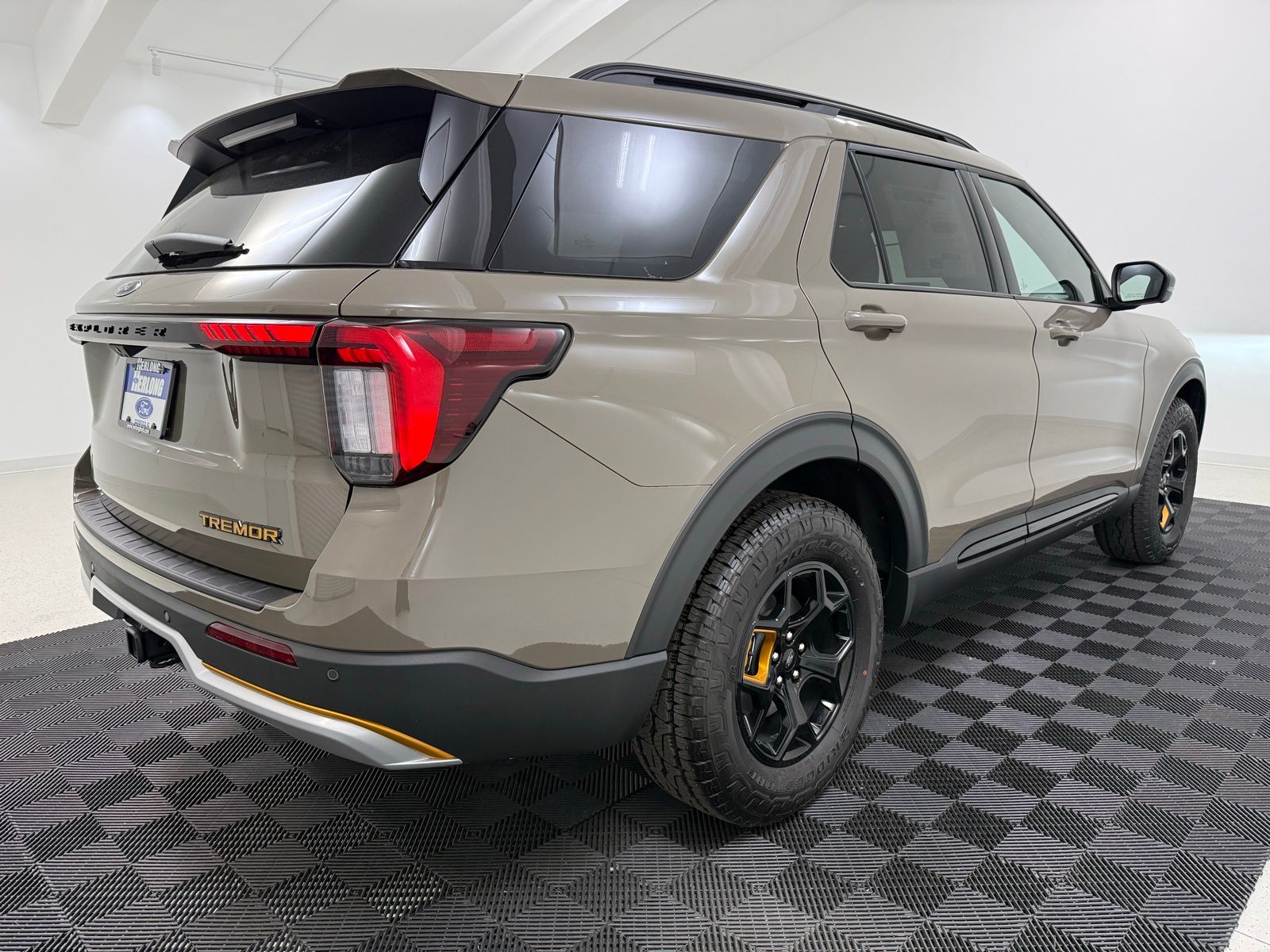 New 2026 Ford Explorer - photo 8